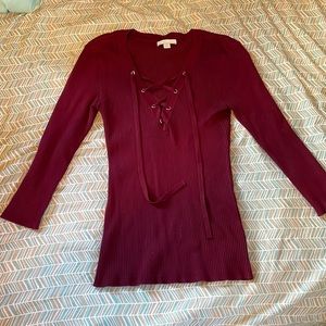 Maroon NY&CO 3/4 sleeve ribbed top
